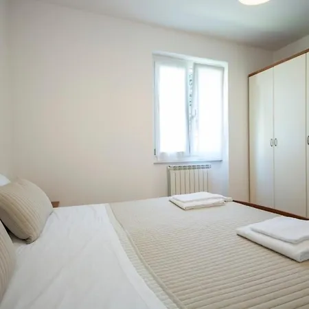 Appartamento Ferienwohnung Mit Pool Am Comer See Domaso
