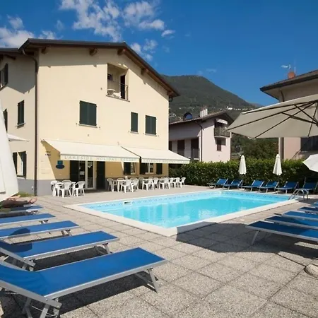Ferienwohnung Mit Pool Am Comer See Appartamento Domaso